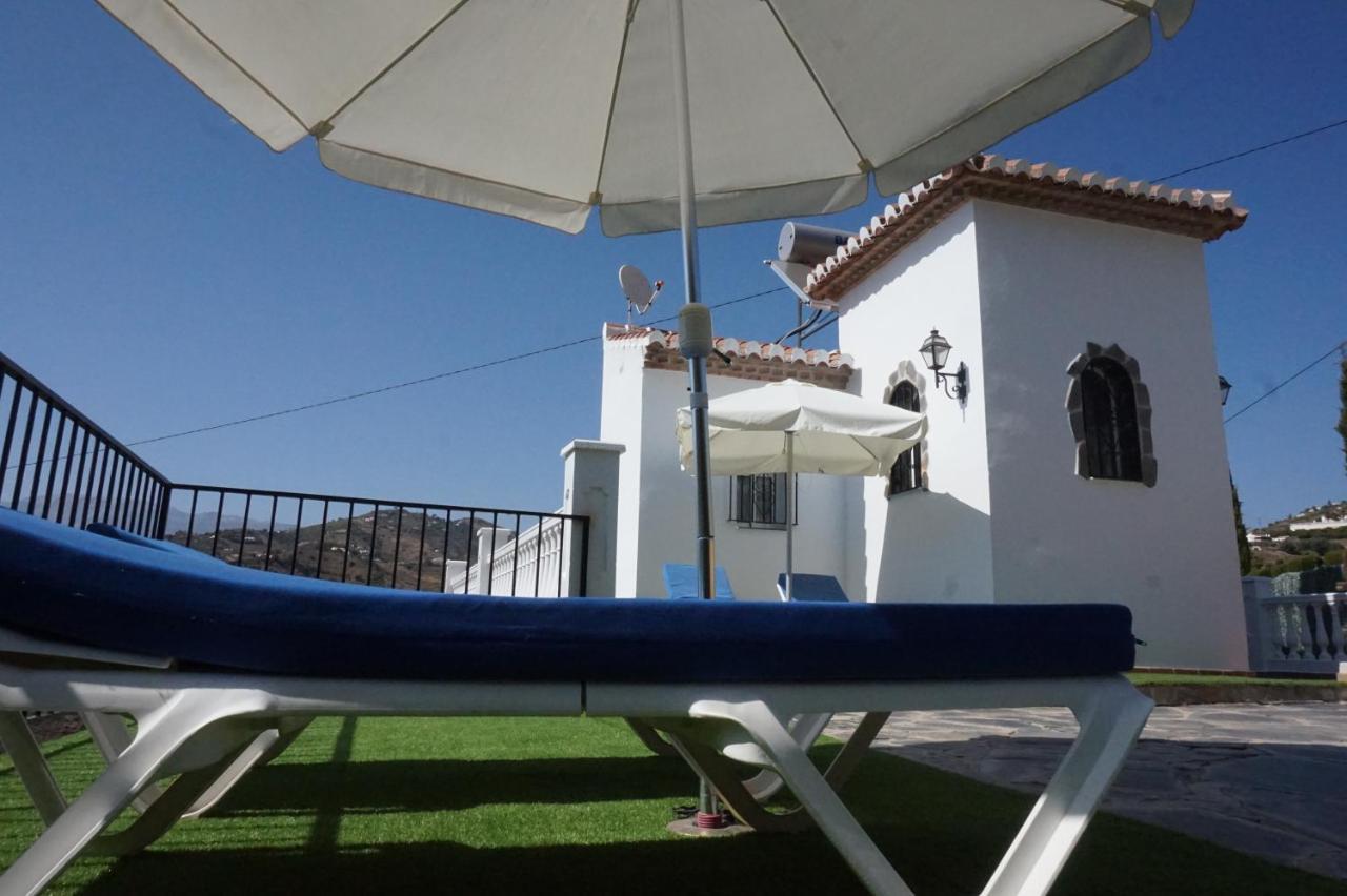 Villa Las Encinas Costa Del Sol Торокс Екстериор снимка